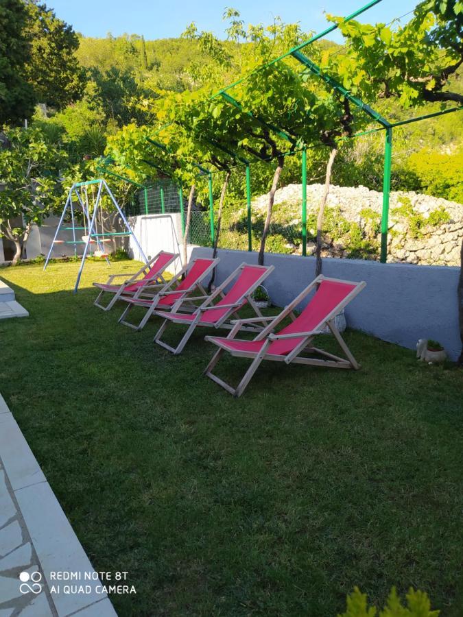 Holiday Home Zezevica - Heated Pool Šestanovac Kültér fotó
