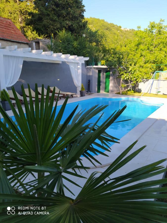 Holiday Home Zezevica - Heated Pool Šestanovac Kültér fotó